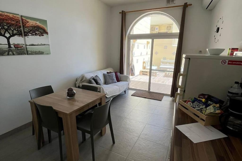 Serenity Sea-View Maisonette Marsalforn Exterior foto